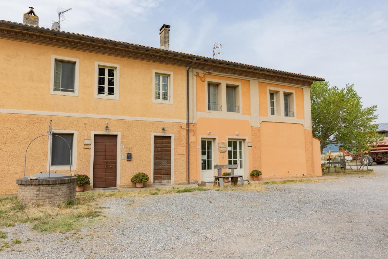 Agriturismo La Valle Della Lavanda - Podere Mezzastrada Fauglia Exterior photo
