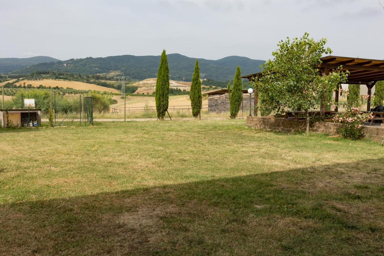 Agriturismo La Valle Della Lavanda - Podere Mezzastrada Fauglia Exterior photo