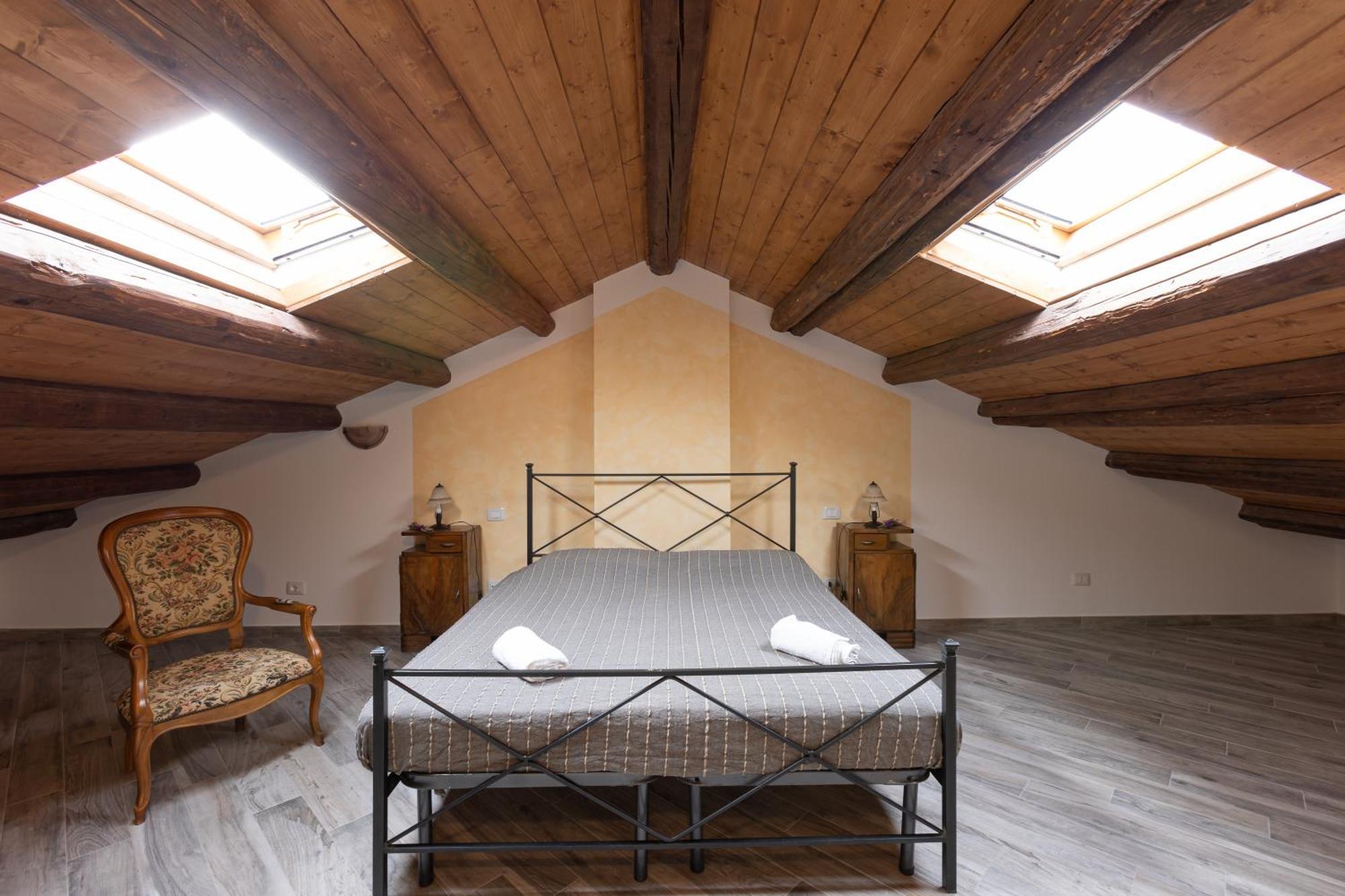 Agriturismo La Valle Della Lavanda - Podere Mezzastrada Fauglia Room photo